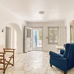 By The Sea With Pool Parasporos 1 Villa *