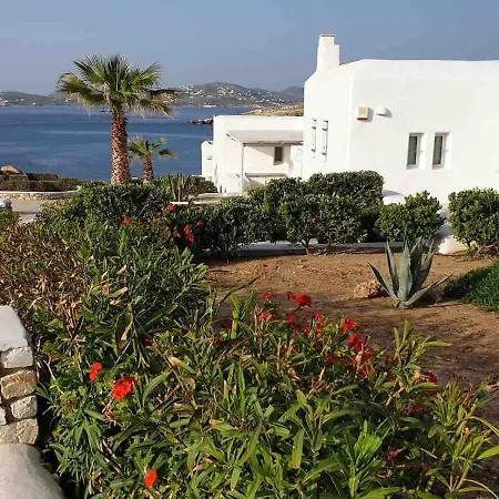 Villa By The Sea With Pool Parasporos 1 *