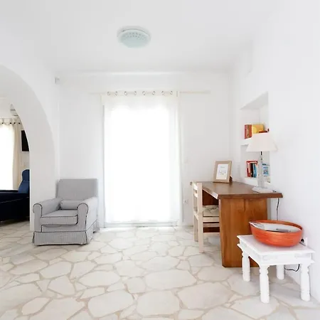 By The Sea With Pool Parasporos 1 Villa *